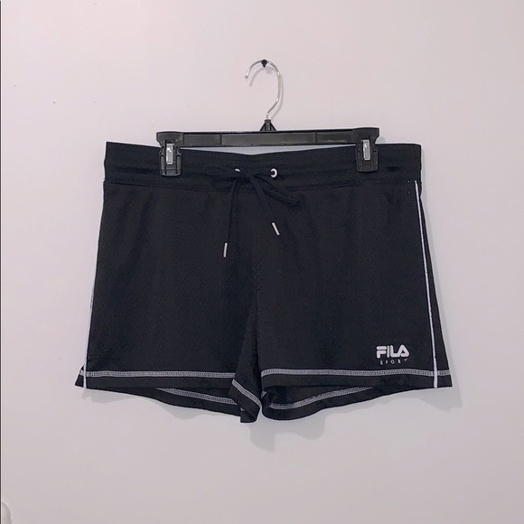Fila Pants - 🖤Women’s LG FILA Sport Mesh 4” Athletic Shorts🖤